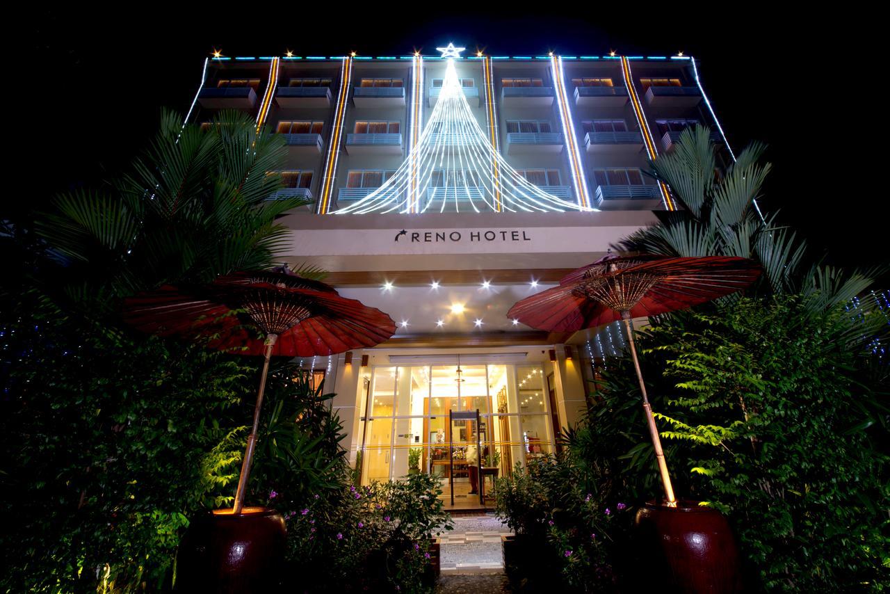 Reno Hotel Rangún Exteriér fotografie